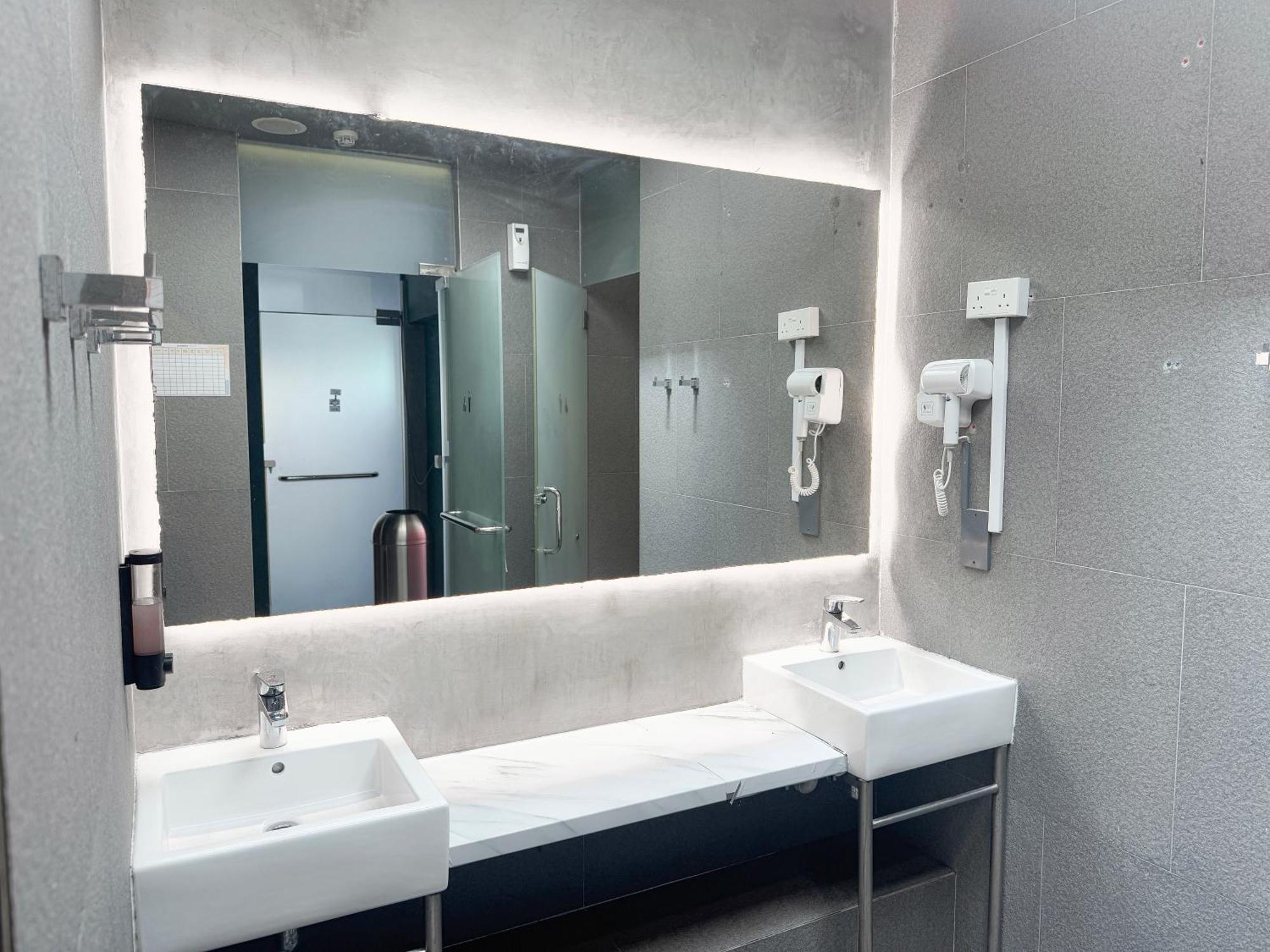 Futura Boutique Hostel Сингапур Екстериор снимка